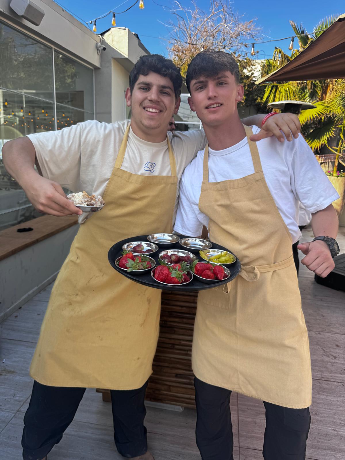 צוות מקצועי באירוע