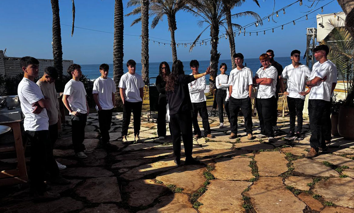 מלצרים מנוסים